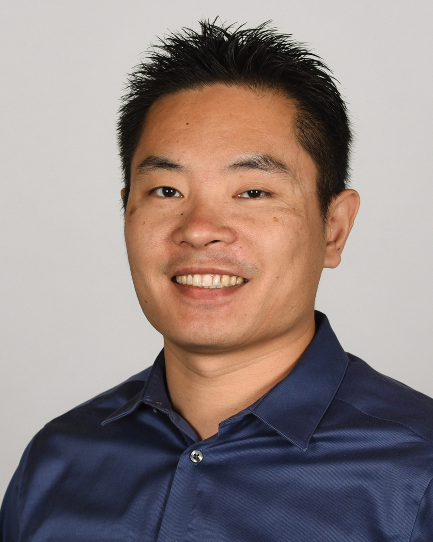 A headshot photograph of Jia Jiang