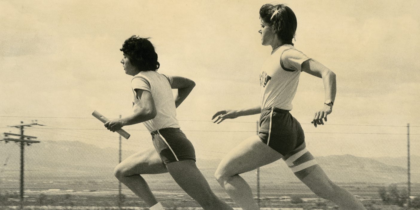 A photo from the '70s shows María Guadalupe García Cardiell practicing at the track with BYU teammate Linda Bourn.