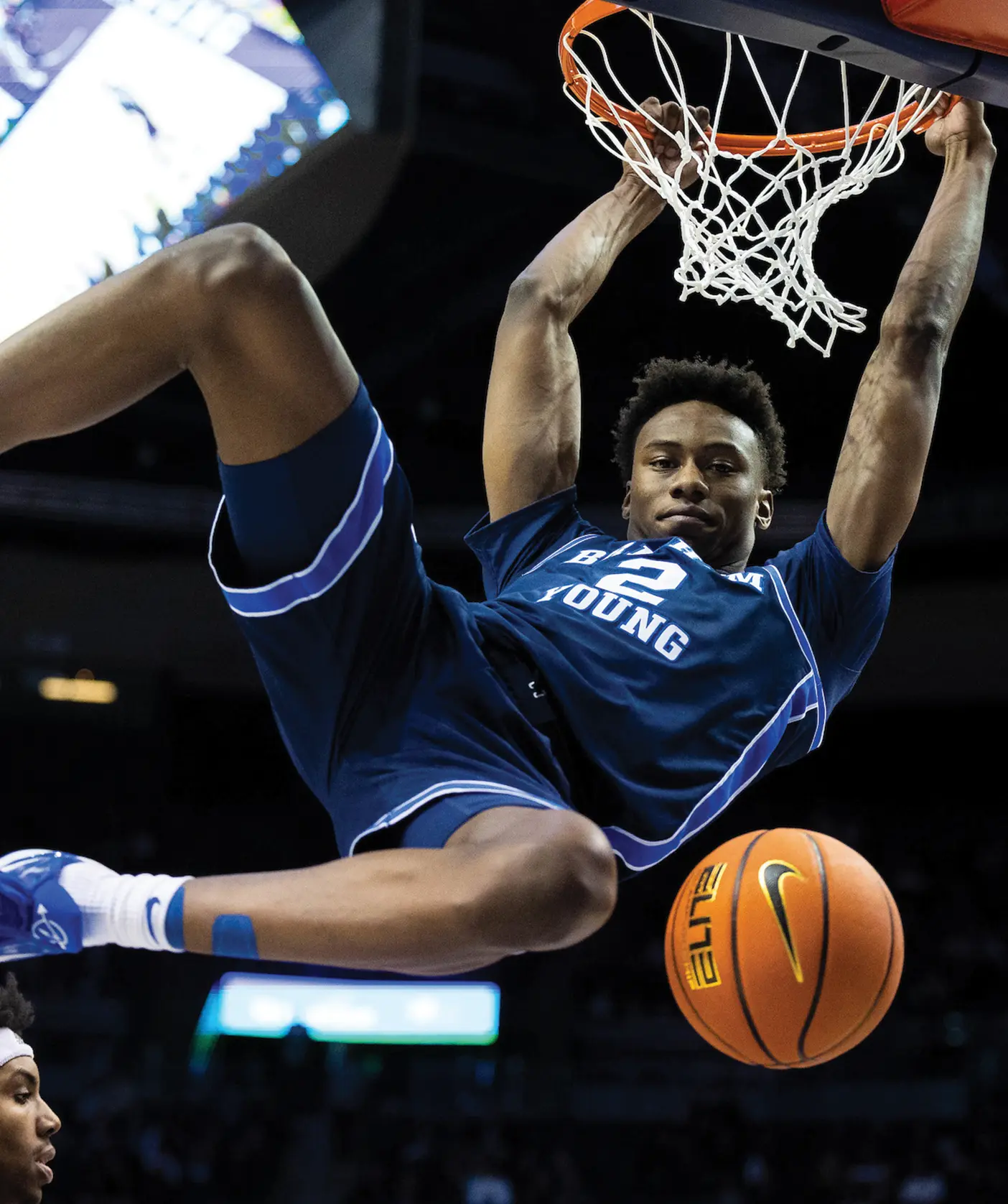 Jaxson Robinson dunking